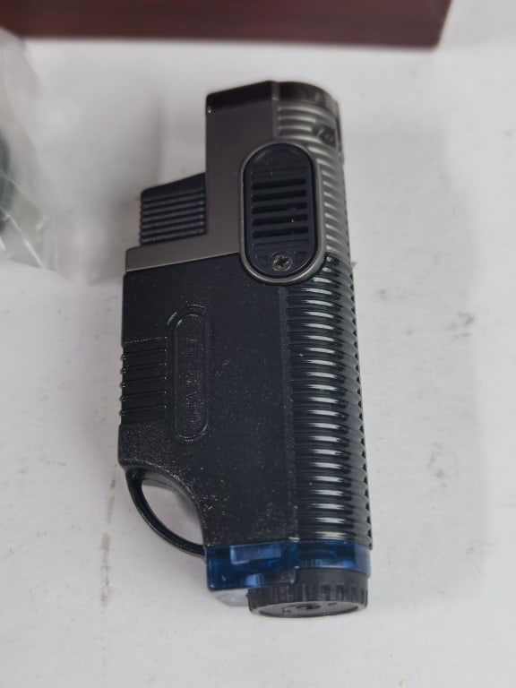 Vintage Cigar Box with Tools - 2