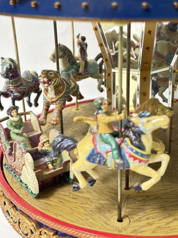 Vintage Mr.Christmas Carousel - 4