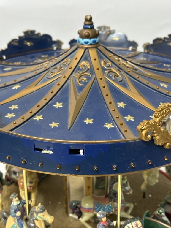 Vintage Mr.Christmas Carousel - 6