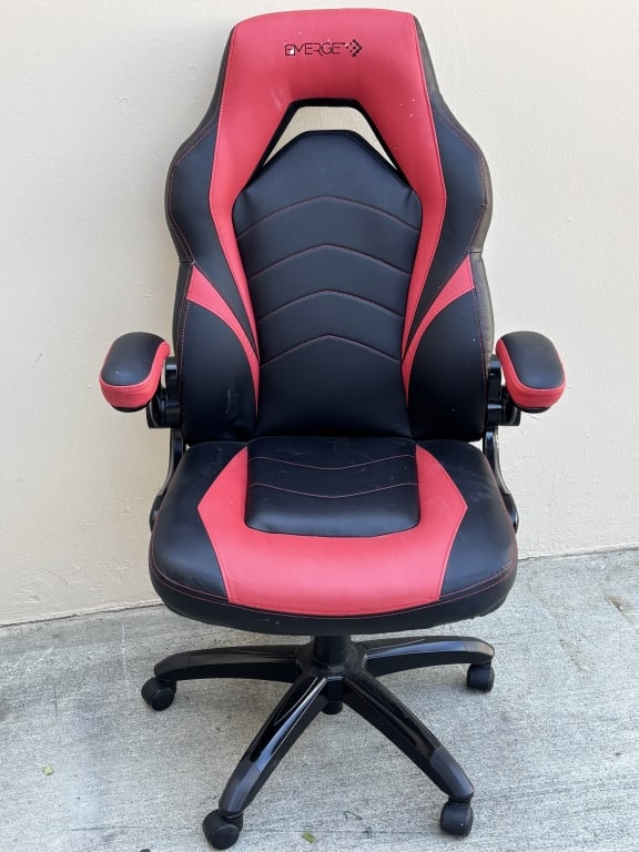 Emerge Vortex Bonded Leather Gaming Chair: Emerge Vortex Bonded Leather Gaming Chair, 48.5in by 27in