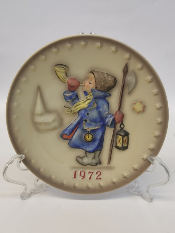 1972 Goebel Hummel 2nd Annual Plate (1 of 3)
