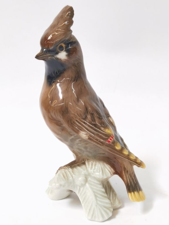 Vintage Goebel Hummel Porcelain Waxwing Figurine: Vintage Goebel Hummel Porcelain Waxwing Figurine, 7in