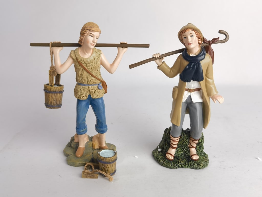 (2) 2004 Hawthorne Village Thomas Kinkade Nativits (1 of 4)