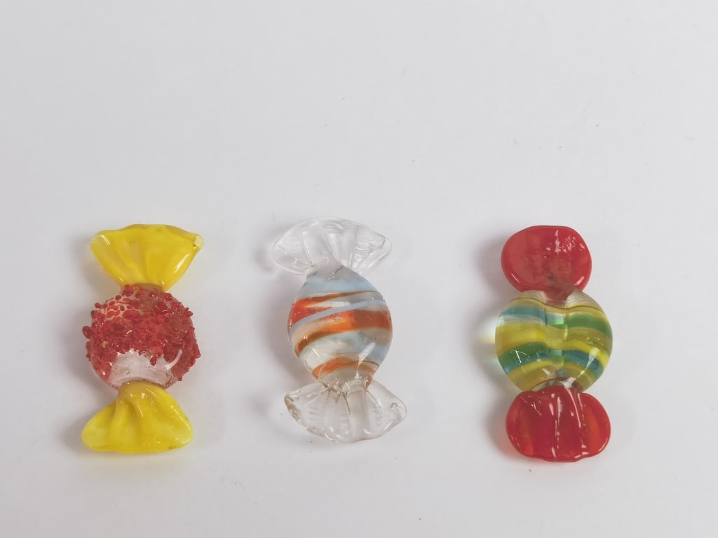 (3) Vintage Murano Italy Art Glass Candies: (3) Vintage Murano Italy Art Glass Candies, 1.5in