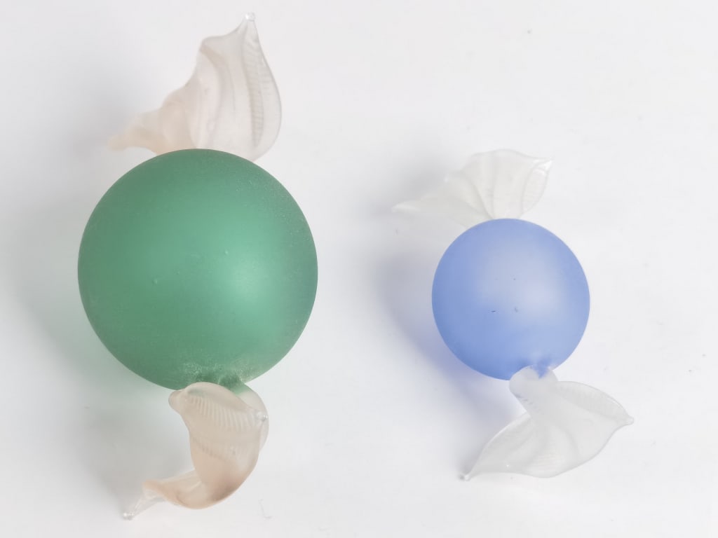 (2) Large Vintage Murano Italy Art Glass Candies: (2) Large Vintage Murano Italy Art Glass Candies, 3.5in