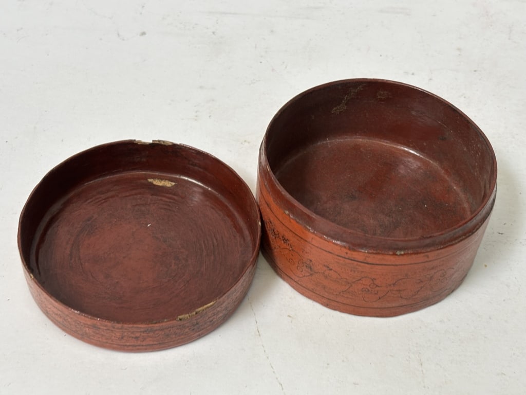 Antique Burmese Red Lacquer Round Box - 5