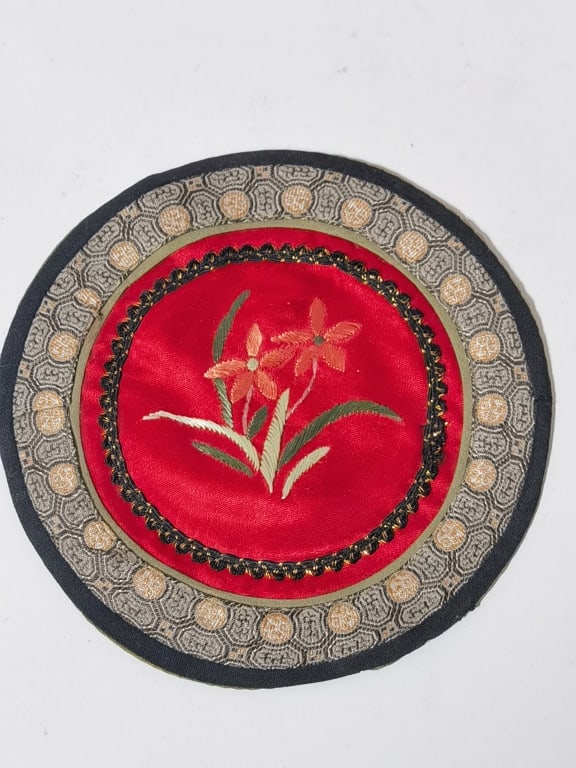 Chinese Bird and Flowers Embroidery: Chinese Bird and Flowers Embroidery, 5.5in