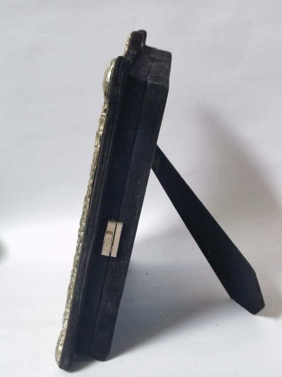 Silver Metal Photo Frame - 4