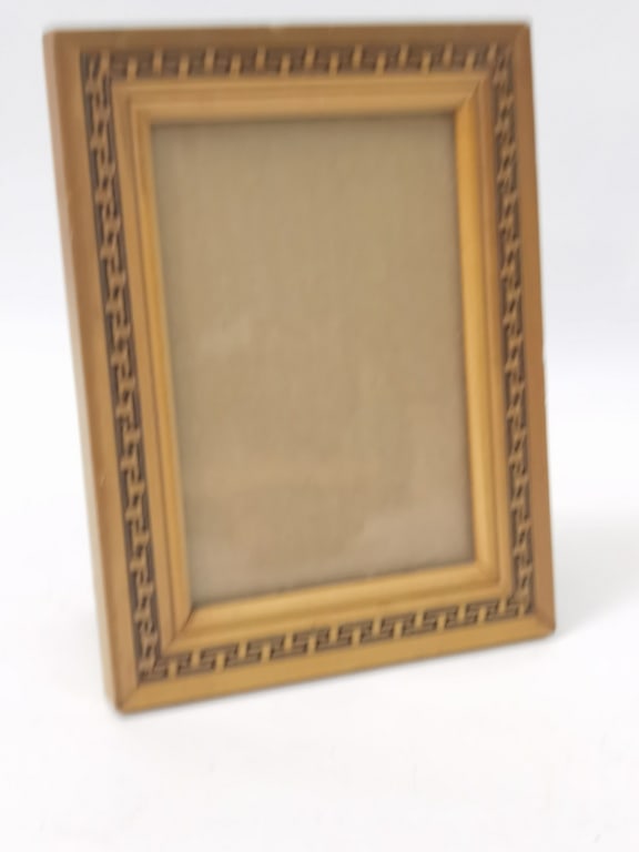 Wood Photo Frame (1 of 2)