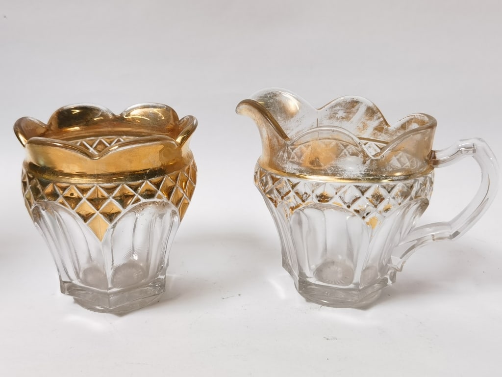 (2) Vintage New Martinsville Frontier Glass Creame: (2) Vintage New Martinsville Frontier Glass Creamer/Sugar Bowl, 6in by 5in