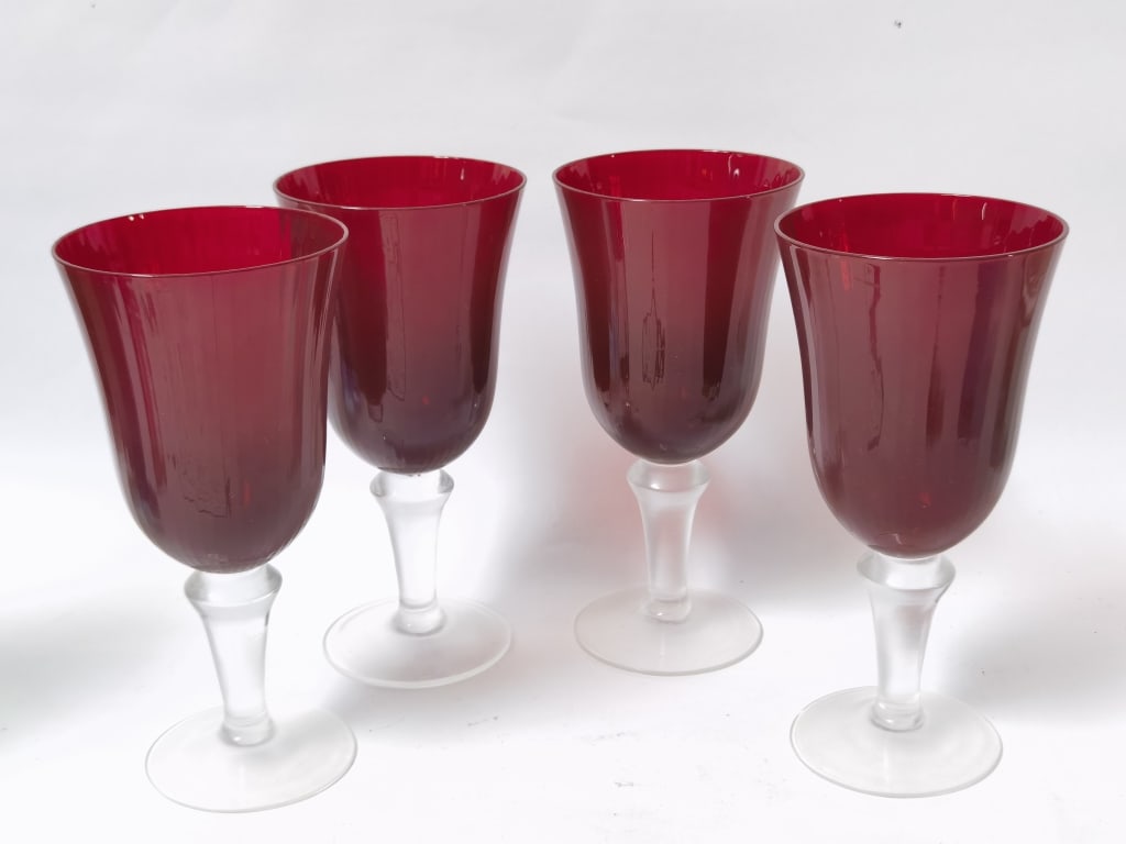 (4) Vintage Ruby Red Wine Glasses (1 of 3)