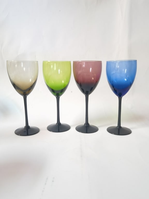 (4) Colored Wine Glasses (1 of 3)
