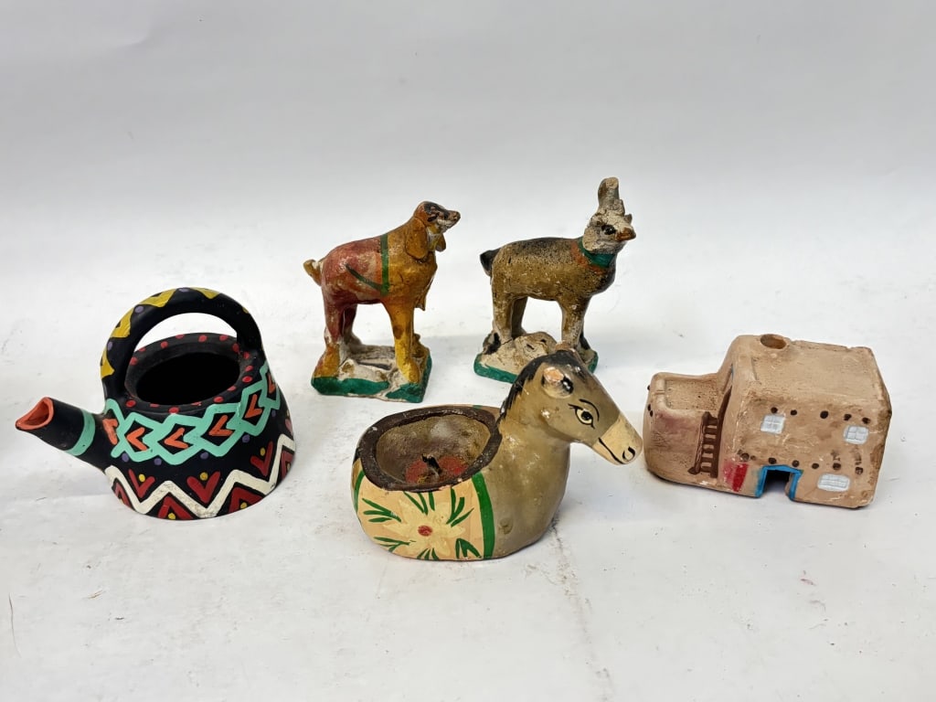 Group of Vintage Mexican Pottery Decors (1 of 3)