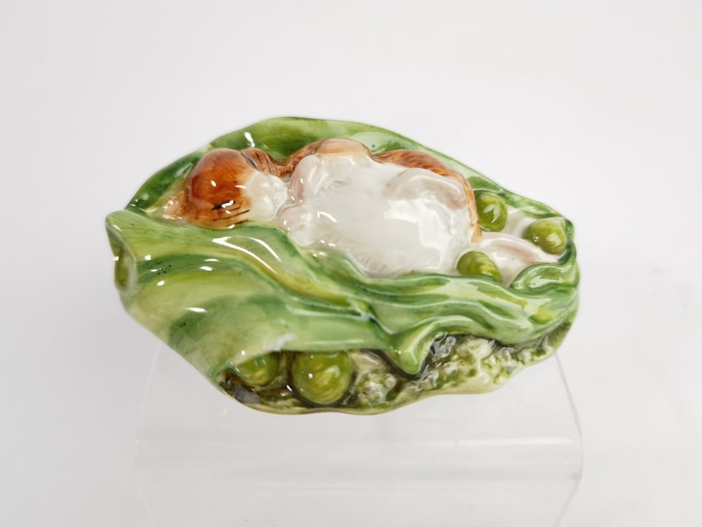 1989 Royal Albert Timmy Whillie Sleeping Figurine: 1989 Royal Albert Timmy Whillie Sleeping Figurine, 7 1/8in by 3.75in