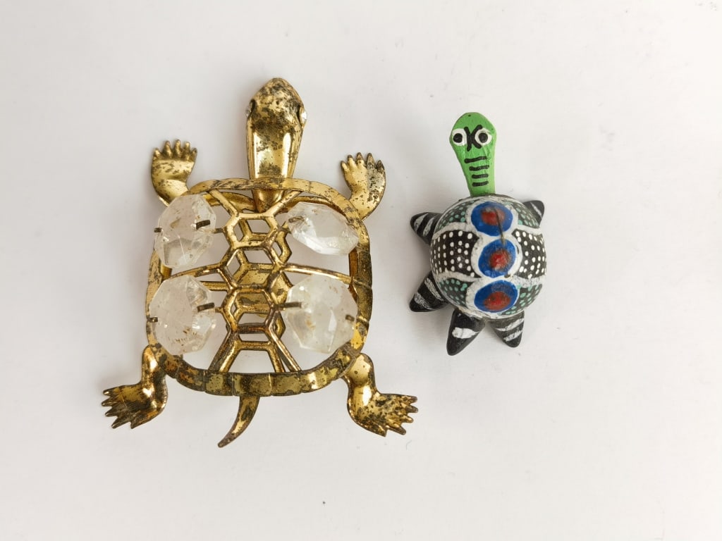 (2) Turtle Decors - 2