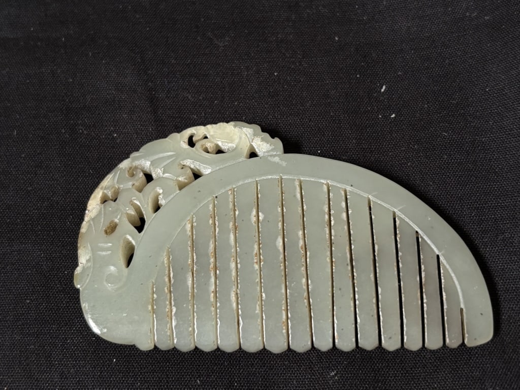 Chinese Jade Carved Comb - 2