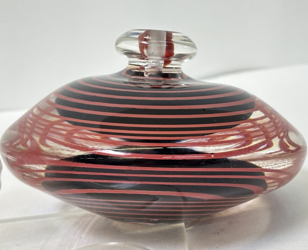 1987 Signed Red Swirl Clear Overcast Black Glass P: 1987 Signed Red Swirl Clear Overcast Black Glass Perfume Bottle, 3in by 4.75in
