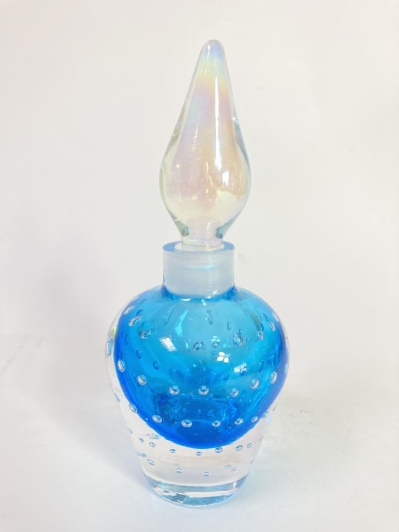 Vintage Blue Controlled Bubble Perfume Bottle (1 of 4)
