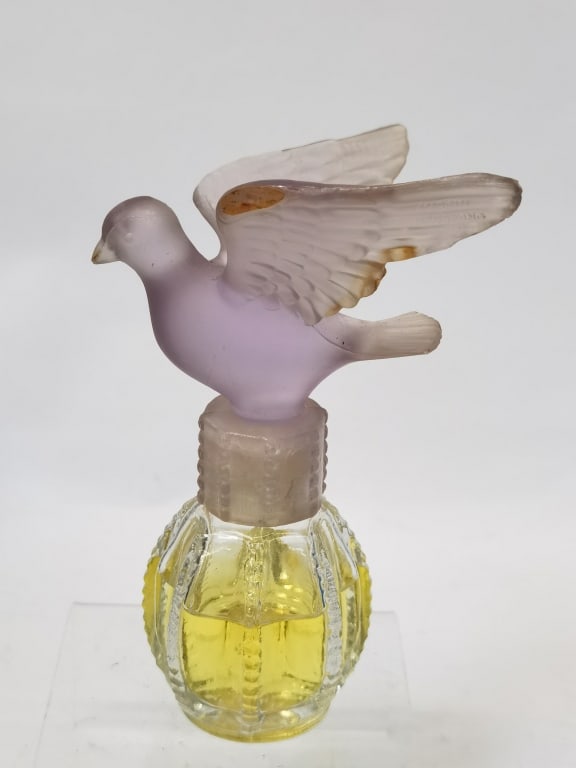 Delagar Royal Dove Perfume: Delagar Royal Dove Perfume, 5in