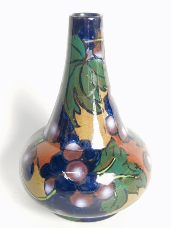 Royal Stanly Jacobean Ware Grape Vine Vase: Royal Stanly Jacobean Ware Grape Vine Vase, 6.5in