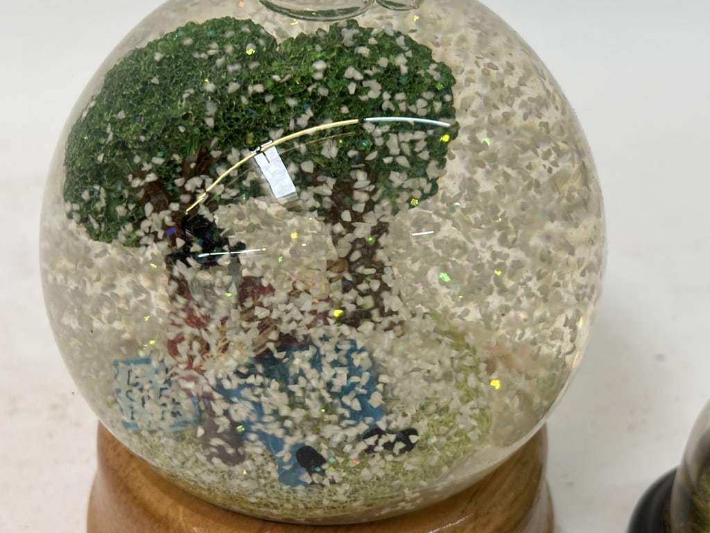 (2) Vintage Snow Globes - 4