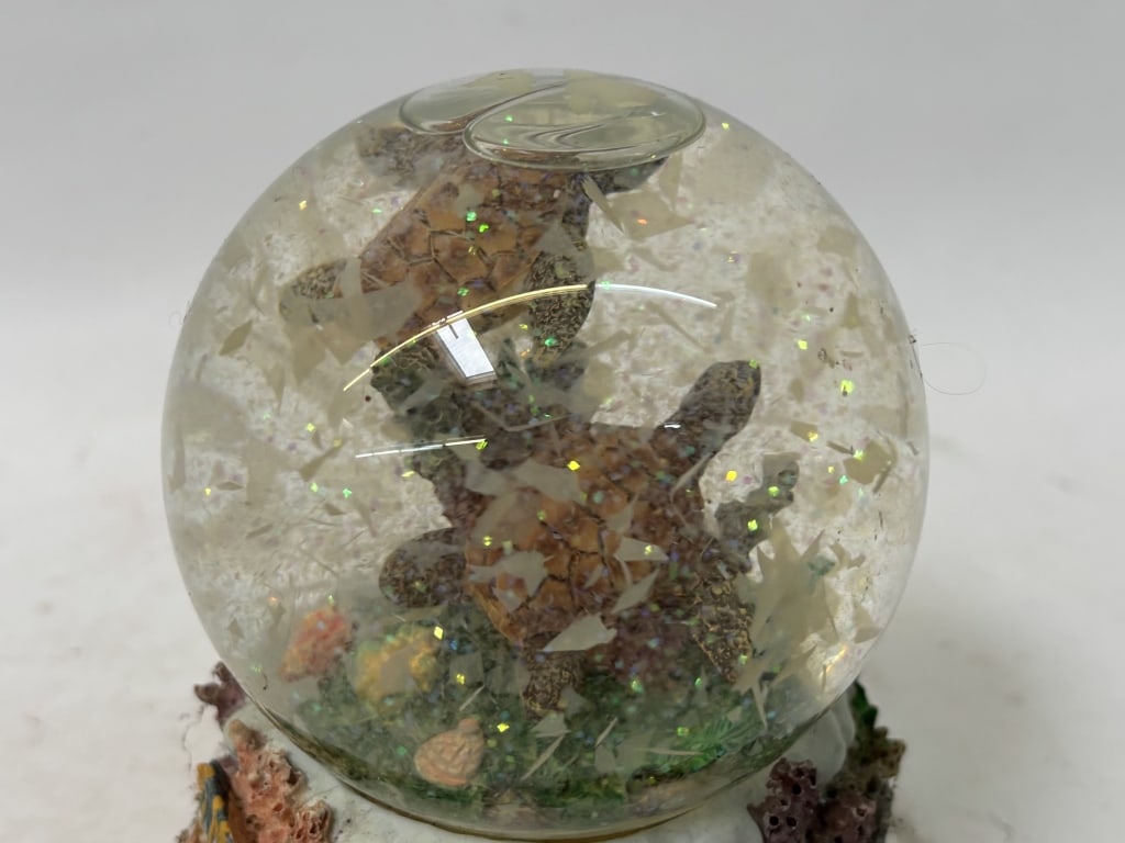 Vintage Sea Turtle Snow Globe - 2