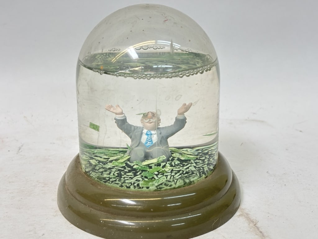 1985 Joho Jonik Snow Money Snow Globe: 1985 Joho Jonik Snow Money Snow Globe, 4.75in