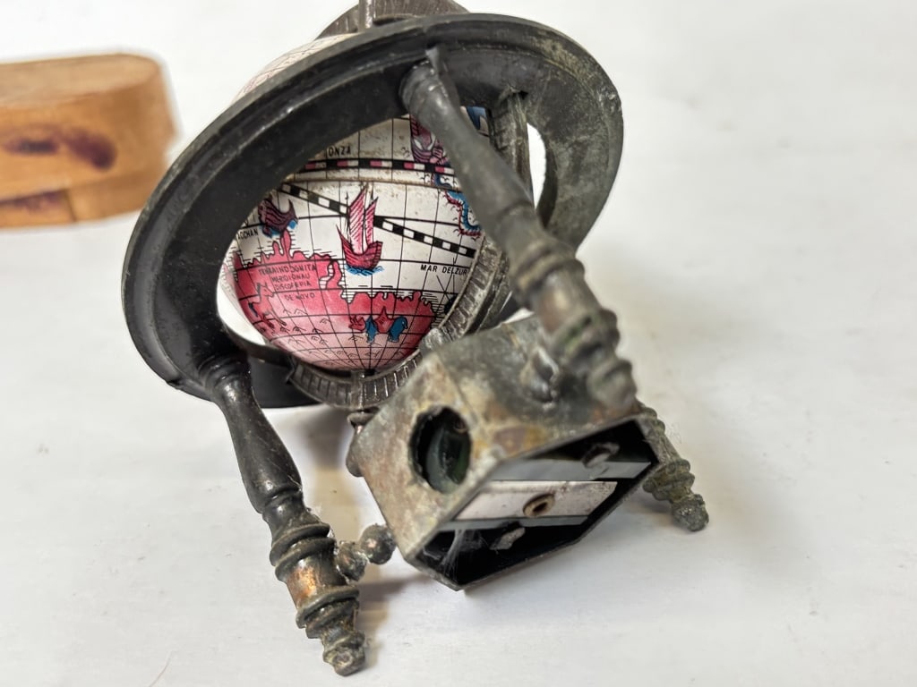 (4) Vintage Small Table Decors - 6