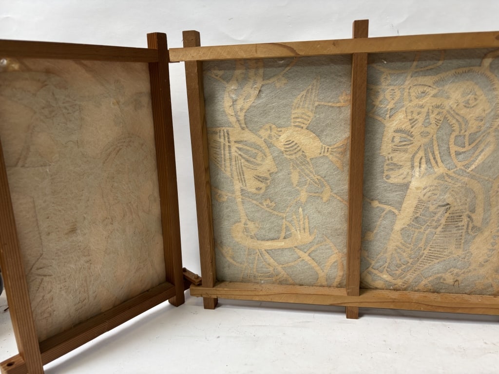 Vintage Paper Art Table Screen - 2