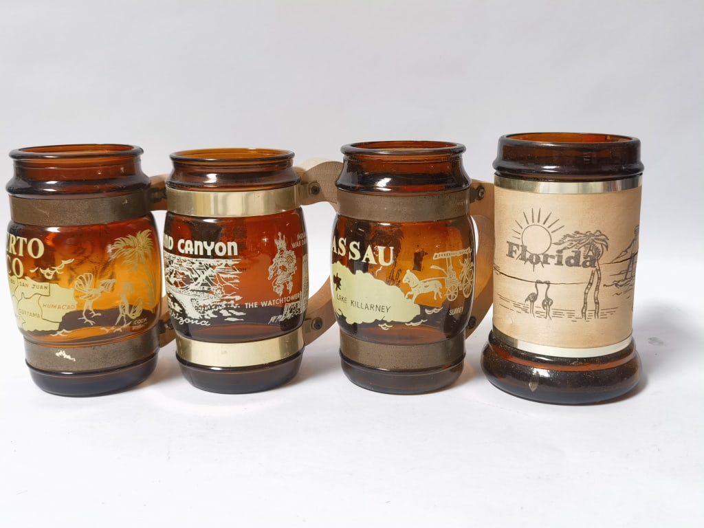 (4) Amber Glass Beer Steins: (4) Amber Glass Beer Steins, 5.25-5.5in