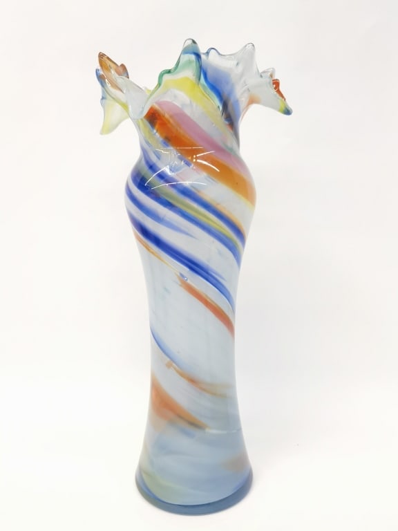 Vintage Murano Italy Swirl Art Glass Vase (1 of 6)