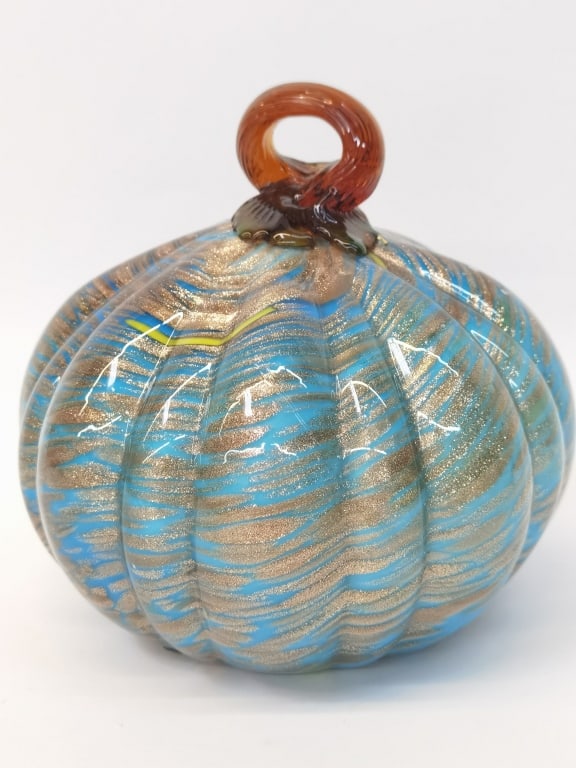 Vintage Murano Italy Glitter Blue Art Glass Pumpki: Vintage Murano Italy Glitter Blue Art Glass Pumpkin, 7in by 6.5in