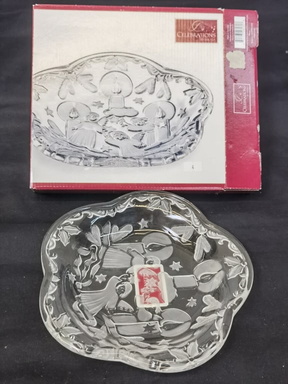 Vintage Mikasa Celebration Glass Plate: Vintage Mikasa Celebration Glass Plate, 8.5in