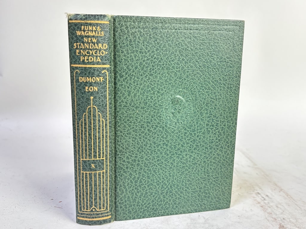 1935 Funk & Wagnalls New Standard Encyclopedia X: 1935 Funk & Wagnalls New Standard Encyclopedia X, 6.25in by 4.25in