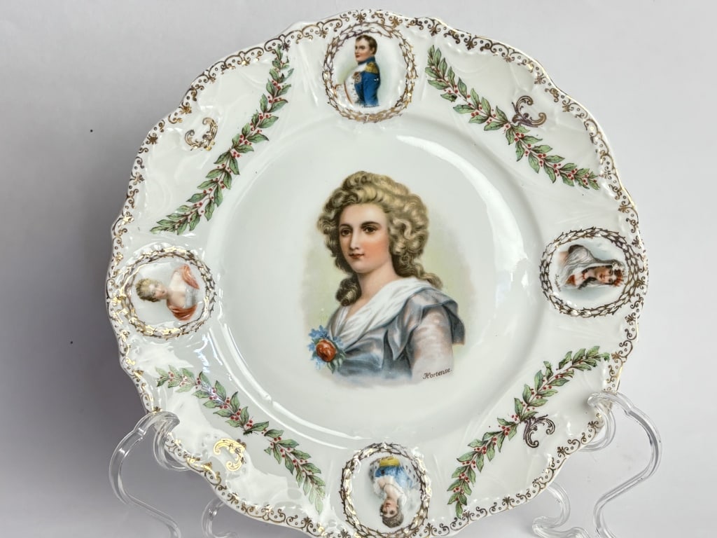 Antique Prov Saxe Prussia Erdmann Schlegelmilch Ca: Antique Prov Saxe Prussia Erdmann Schlegelmilch Cake Plate, 8in