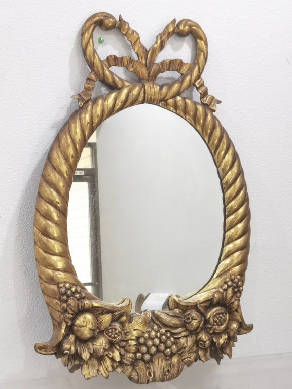 Vintage Gilt Wood Carved Wall Mirror: Vintage Gilt Wood Carved Wall Mirror, 33.5in by 22in
