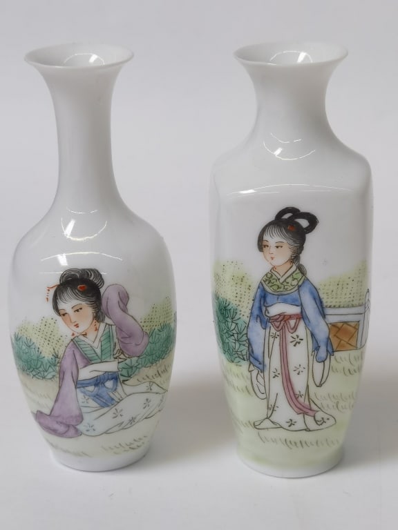 (2) Chinese Egg Shell Porcelain Famille Rose Vases: (2) Chinese Egg Shell Porcelain Famille Rose Vases, 3.75in
