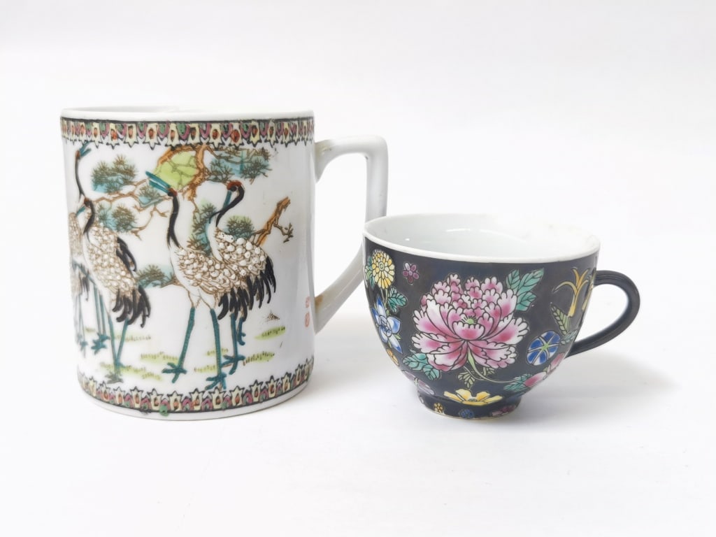 (2) Chinese Porcelain Tea Cups (1 of 3)
