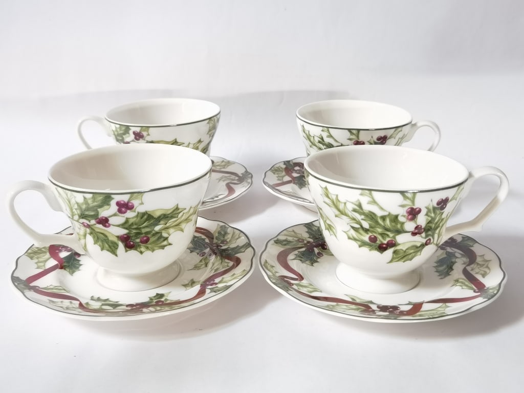 Set of Charter Club Porcelain Winter Garland Cups: Set of Charter Club Porcelain Winter Garland Cups, 6.75in