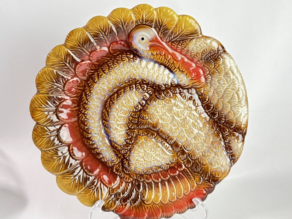 2001 Better Homes Porcelain Harvest Turkey Plate: 2001 Better Homes Porcelain Harvest Turkey Plate, 13.25in