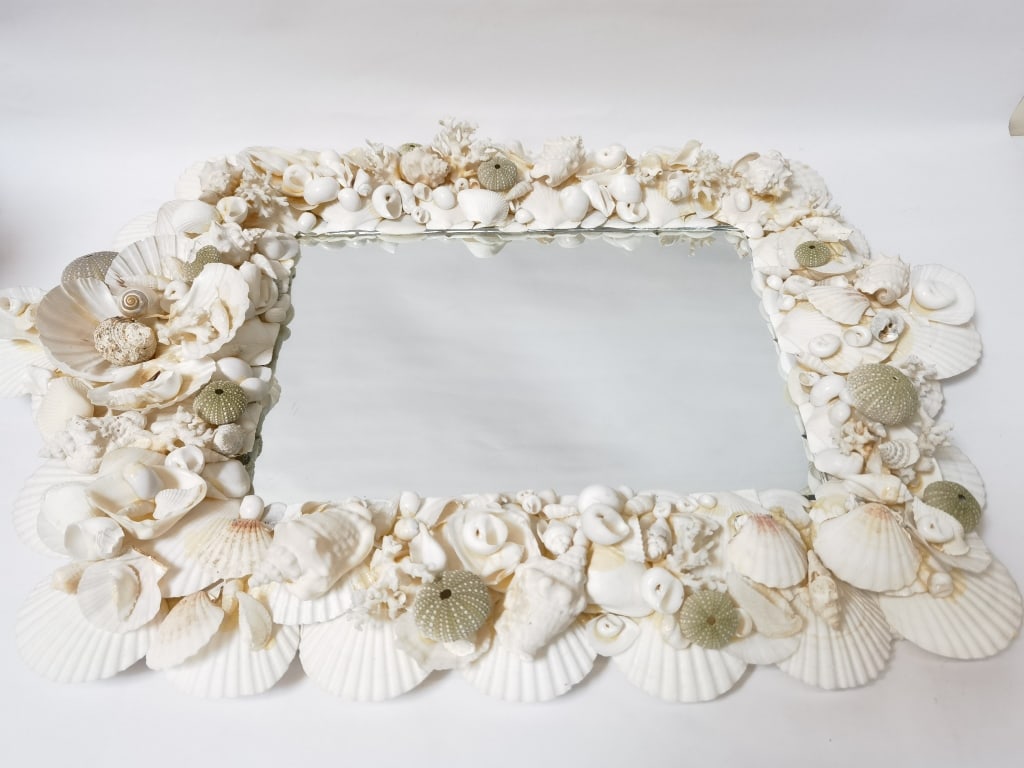 Sea Shell Frame Wall Mirror: Sea Shell Frame Wall Mirror, 27in by 19in