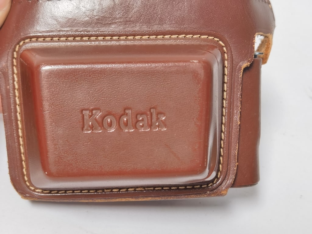 Vintage Kodak Automatic 35 Camera - 2