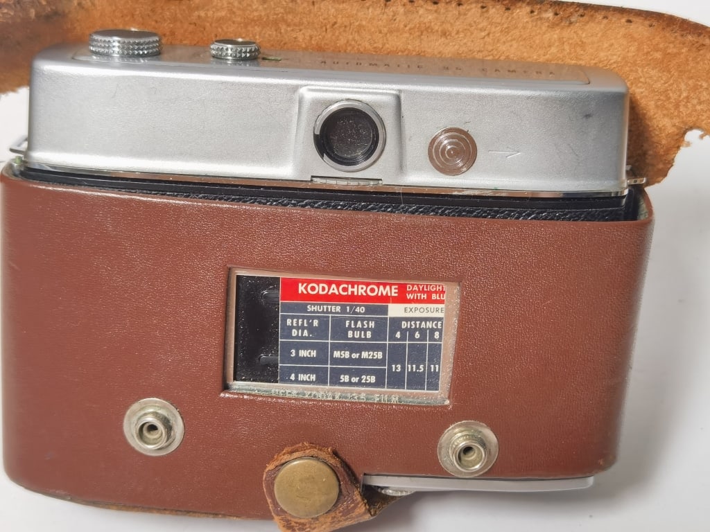 Vintage Kodak Automatic 35 Camera - 3