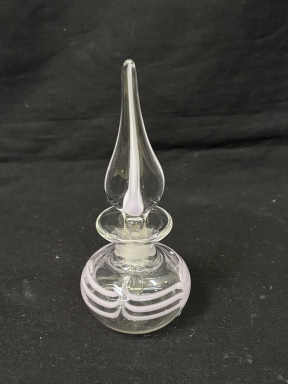 Vintage Art Glass Perfume Bottle: Vintage Art Glass Perfume Bottle, 5.25in
