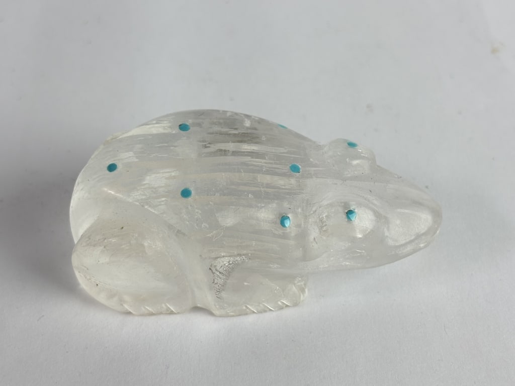 Vintage Native American Zuni Carved Frog: Vintage Native American Zuni Carved Frog, 2.75in by 1 1/8in