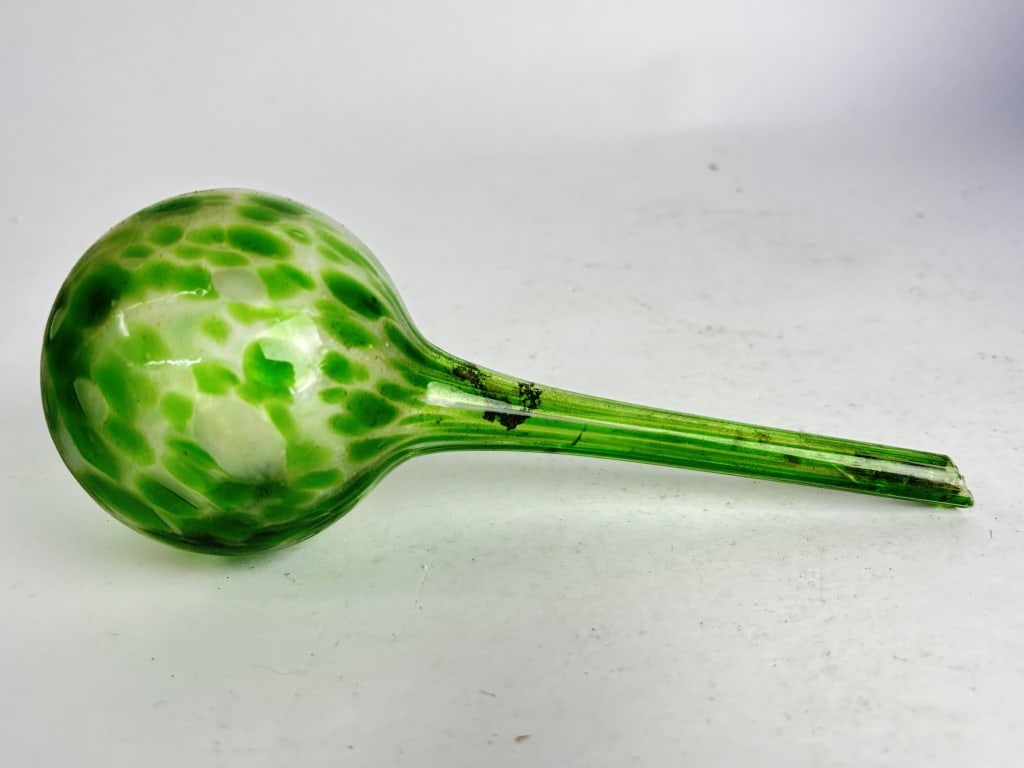 Green Splatter Art Glass Aqua Bulb: Green Splatter Art Glass Aqua Bulb, 7.75in