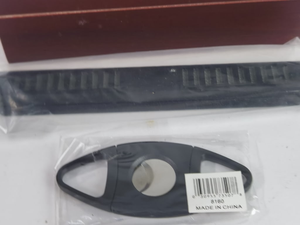 Vintage Cigar Box with Tools - 4