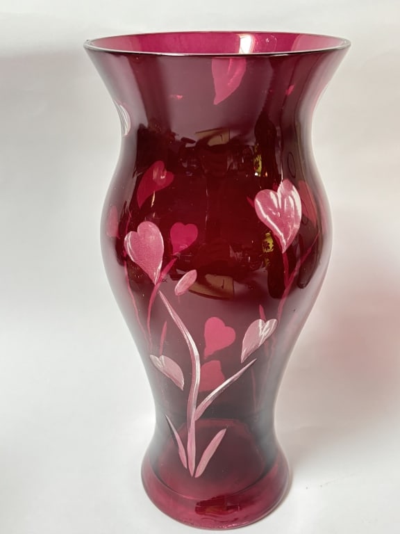 Vintage Anchor Hocking Ruby Red Glass Heart Flower: Vintage Anchor Hocking Ruby Red Glass Heart Flower Vase, 10.5in