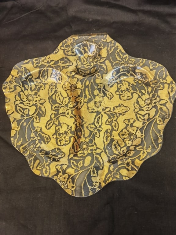 Vintage Gold Floral Glass Serving Tray: Vintage Gold Floral Glass Serving Tray, 15in