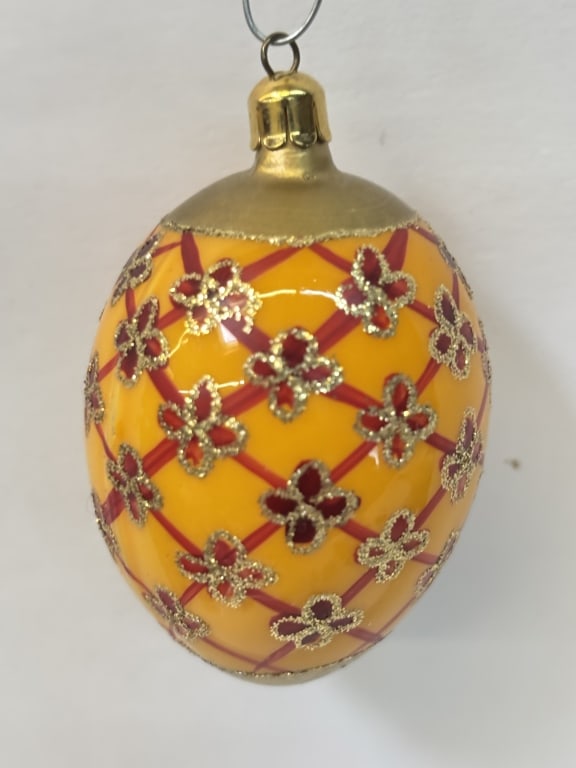 Vintage Glitter Glass Egg Ornament: Vintage Glitter Glass Egg Ornament, 2.5in